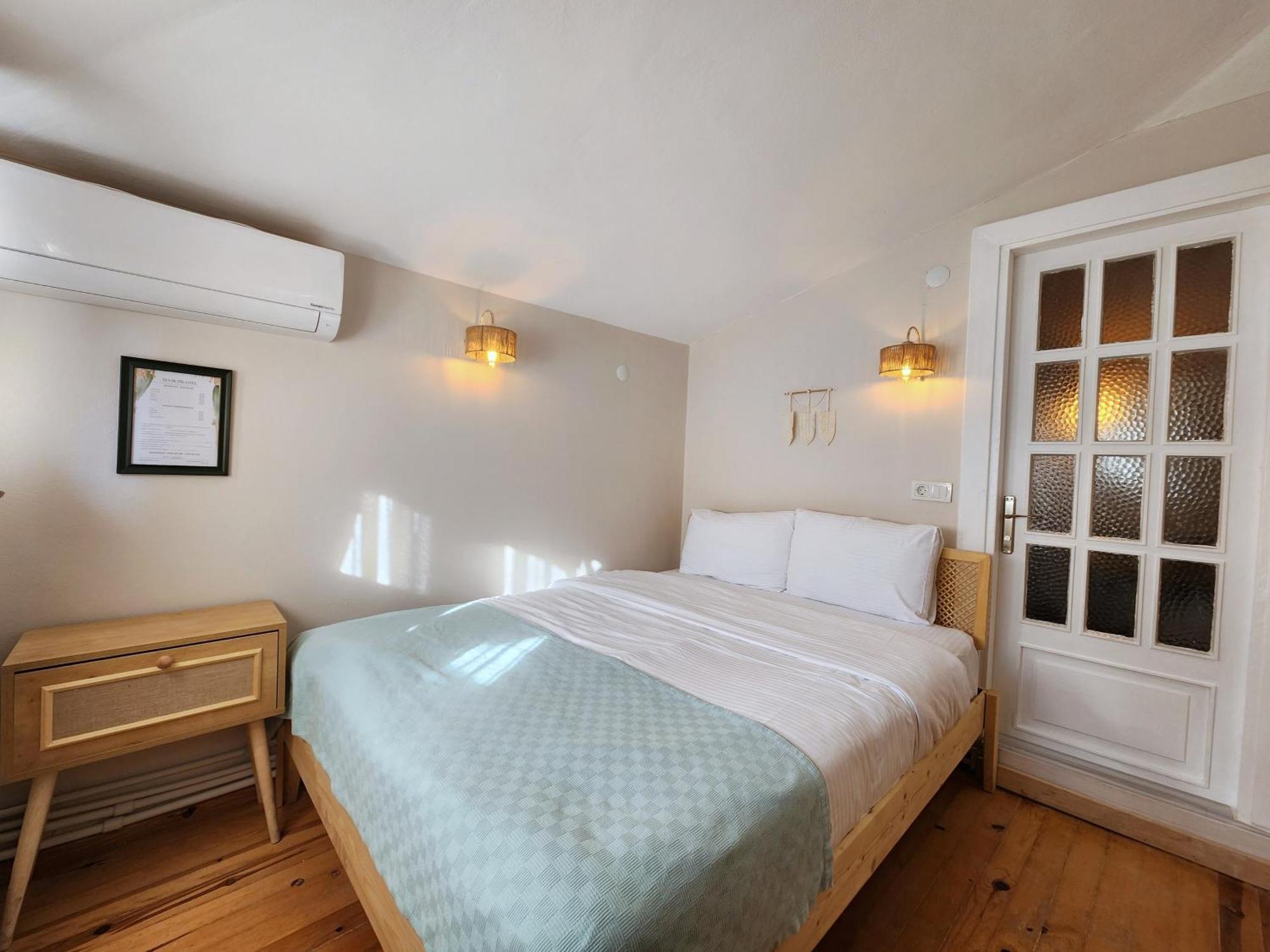 Aya Butik Otel Adalar Esterno foto