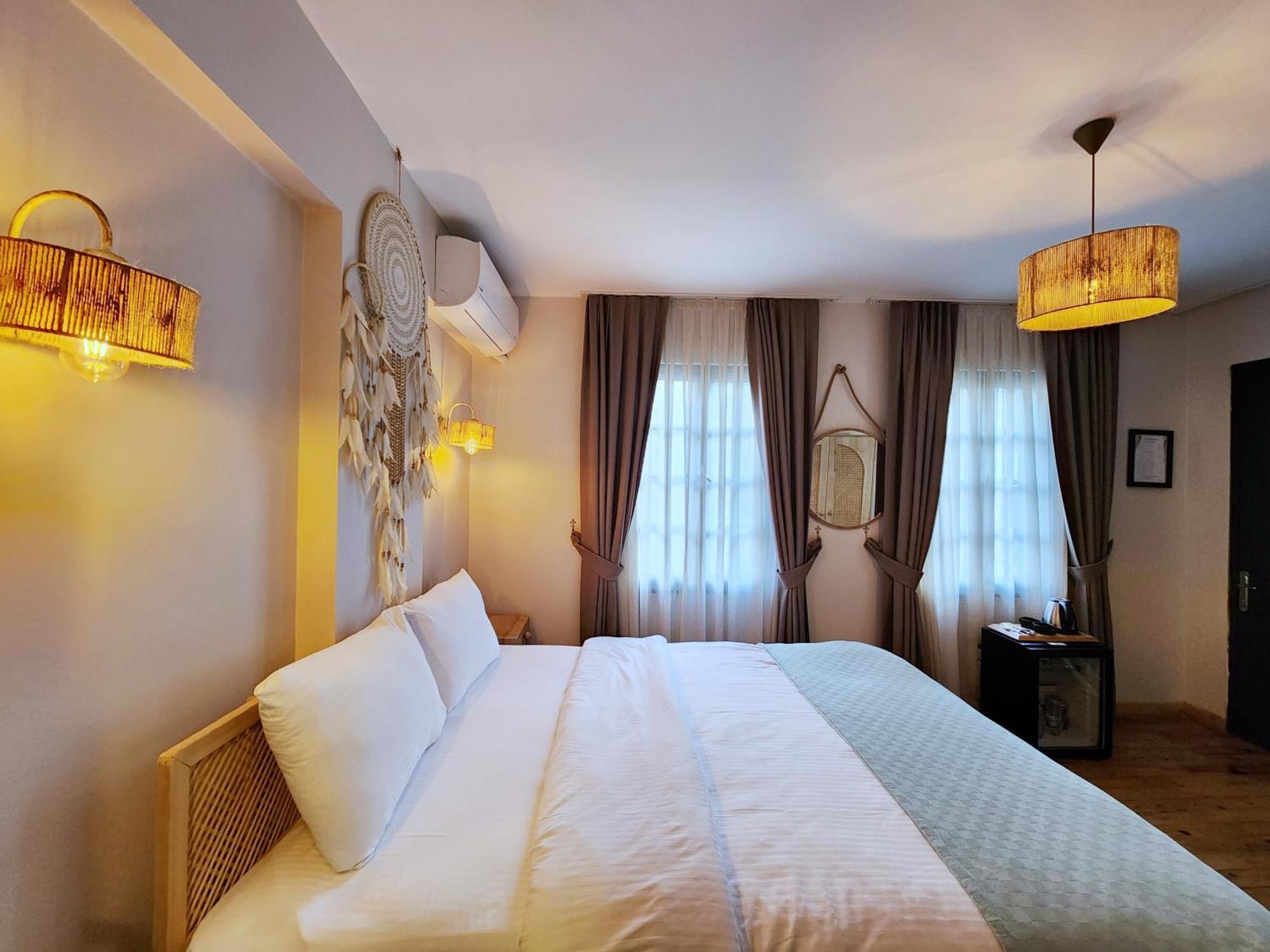 Aya Butik Otel Adalar Esterno foto